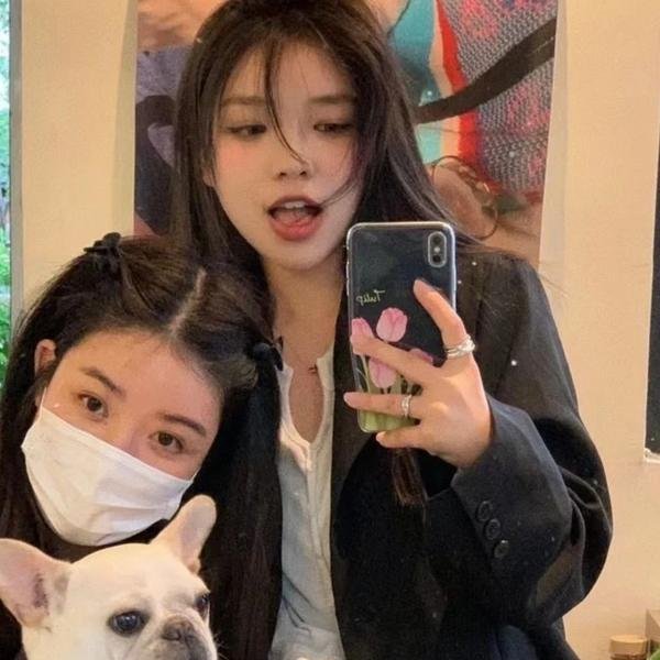 山重水复疑无路